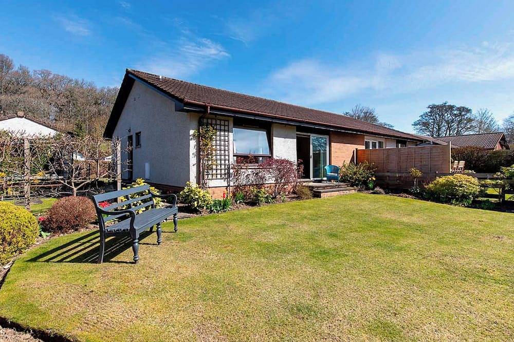 Log Cabin for 6 People in Pitlochry, Perthshire