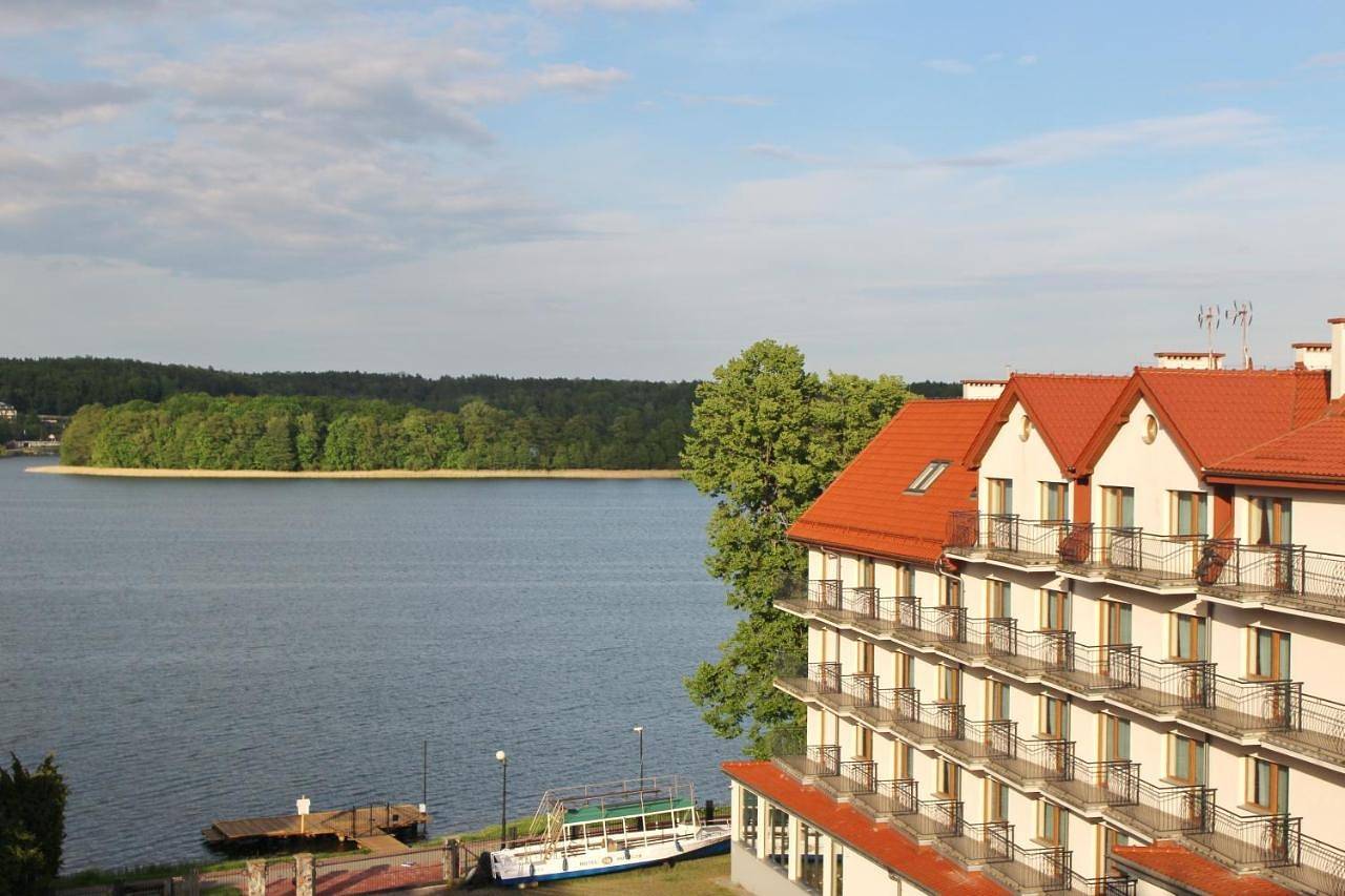 Hotel Huszcza in Mrągowo, Powiat mrągowski