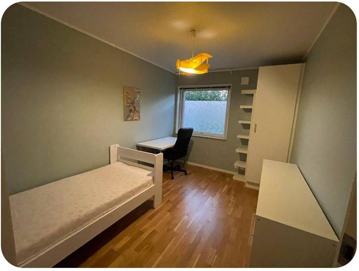 Lägenhet för 3 Personer, med Trädgård i Sundbyberg