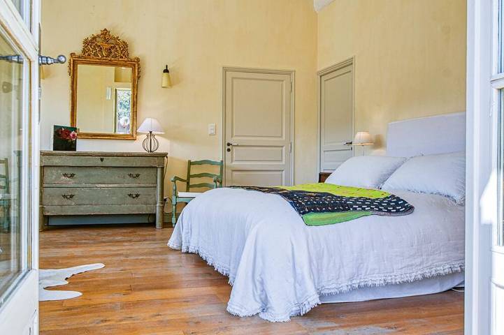 Location de vacances pour 12 personnes, avec jardin et piscine, animaux acceptés à Grambois - 4