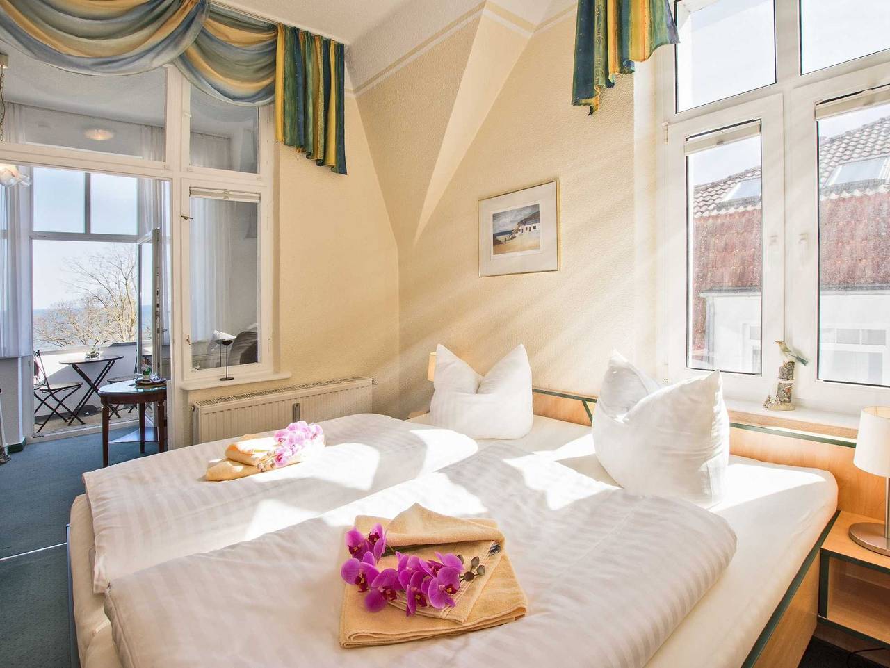 Strandvilla Imperator | Hotel & Ferienwohnungen auf Usedom - Ferienwohnung im Seitenflügel mit Waldblick in Bansin, Heringsdorf