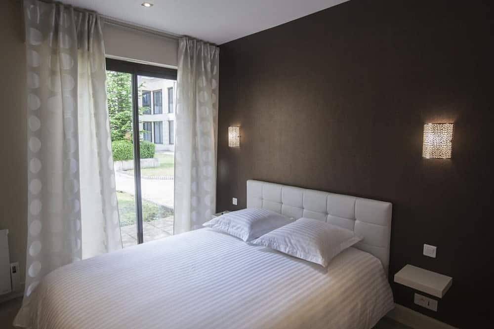 Entire apartment, Gerland Apartment - quiet - historic city center in Dijon, Dijon region