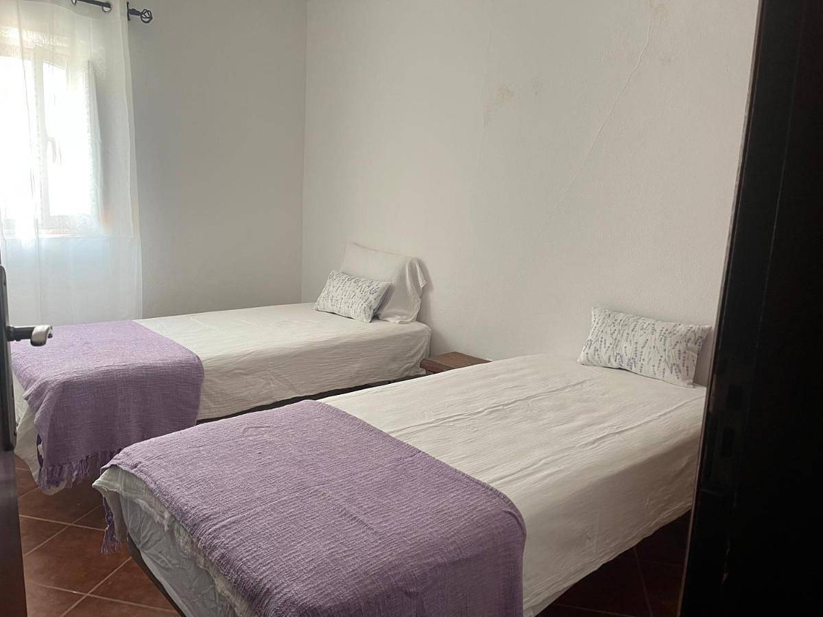 Three-Bedroom House in Vila Viçosa, Distrito de Évora