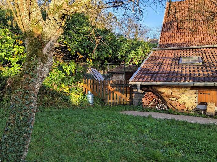 Gîte für 4 Personen, mit Terrasse und Garten in Franche-Comté