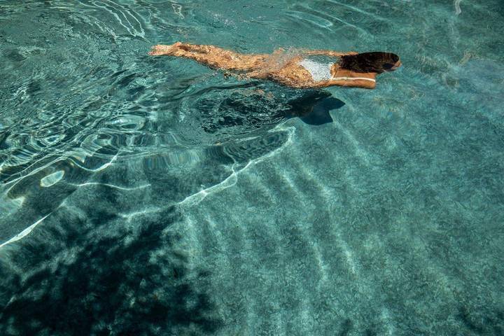 Location de vacances pour 2 personnes, avec jardin ainsi que piscine et vue dans Platis Gialos Sifnos - 2