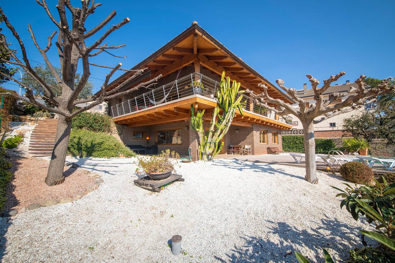 Villa Torrelles: Pool and views 20min to Barcelona in Torrelles de Llobregat, Baix Llobregat