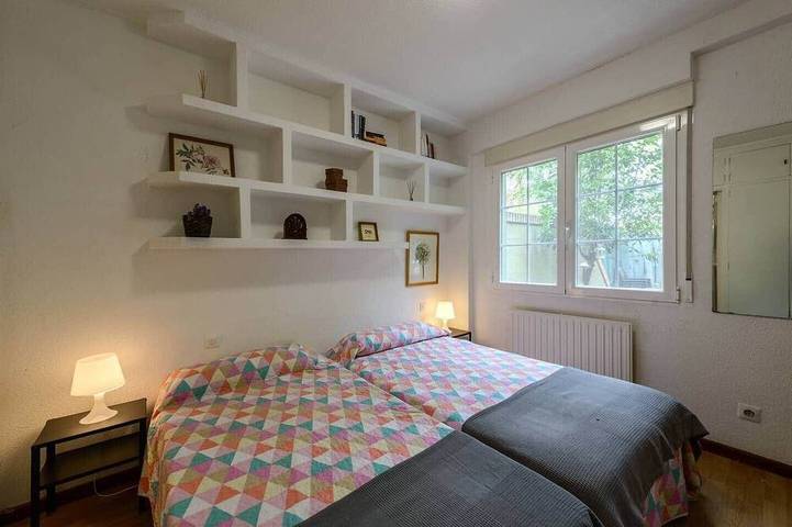 House with Garden & Free Parking · 10 min from Airport in San Sebastián de los Reyes, Área Metropolitana de Madrid