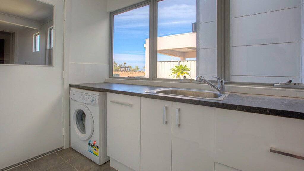 Atemberaubendes Haus mit 3 Schlafzimmern, Kanal- und Meerblick in Exmouth, Western Australia