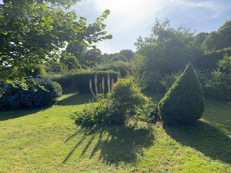 Three-Bedroom Holiday Home in Pluvigner, Région de Lorient