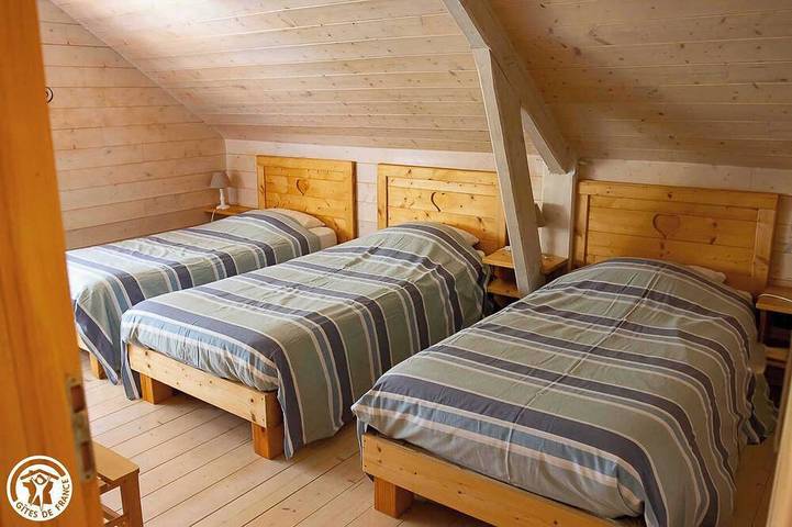 Location de vacances pour 5 personnes, avec jardin et terrasse dans Lac Chambon - 4