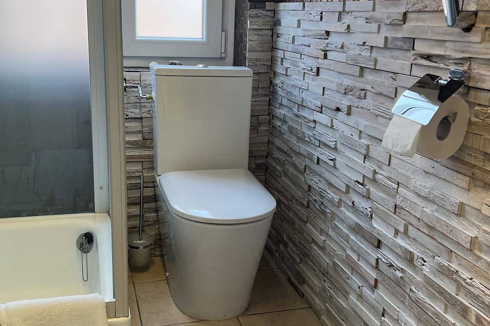 Ganze Wohnung, Apartment mit privater Terrasse - Liebevoll auf Sylt in Tinnum, Sylt (Gemeinde)