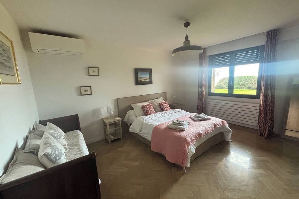 Apartamento entero, Alquiler moderno magnífico: impresionantes vistas al mar a 3 minutos de la playa in Sagone, Coggia