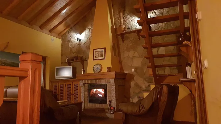 Three-Bedroom Townhouse in Navarredonda de Gredos, Provincia de Ávila