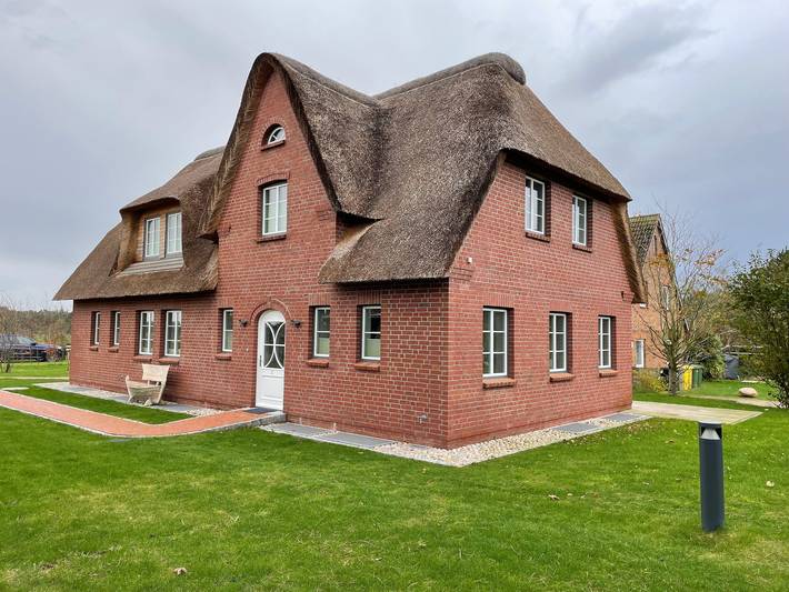 Ferienhaus für 6 Personen, mit Terrasse und Garten sowie Sauna auf Amrum - 2