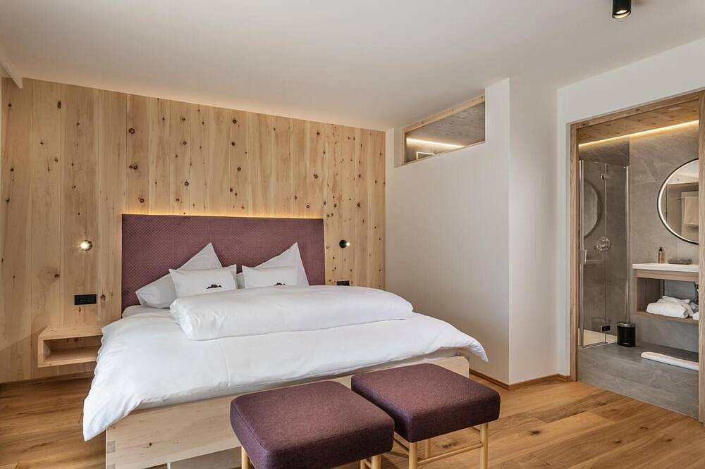 Ganze Wohnung, Apartment 'Chalet Rudla A für 4 Personen' mit Bergblick, Gemeinschaftsgarten und Wlan in Sexten, Sextener Dolomiten