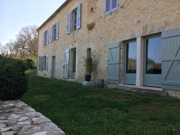 Gîte pour 4 personnes, avec piscine ainsi que vue et jardin dans Cœur de Causse