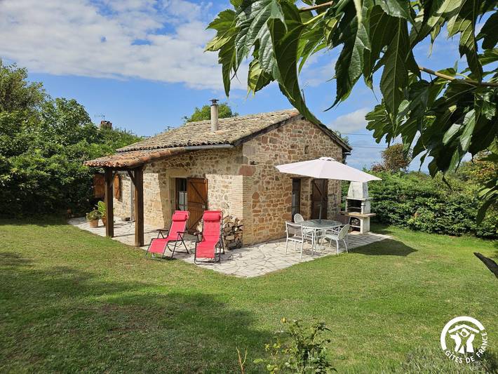Gîte pour 2 personnes, avec Terrasse et Jardin à Saint-Antonin-Noble-Val