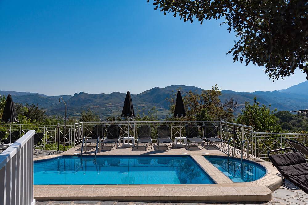 Kefali Villa! Ökotourismus, ganz privat, 800 m2 Außenfläche, Pool & Whirlpool! in Rethymno und Umgebung