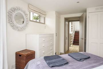 Cottage for 8 People in Menai Bridge, Isle of Anglesey, Photo 2