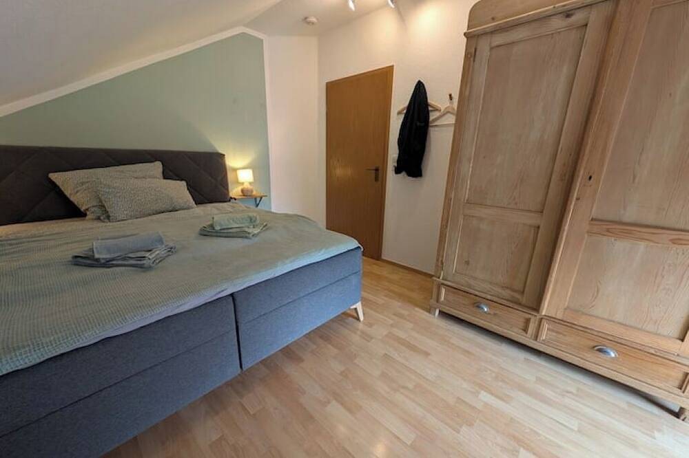 Ganze Wohnung, Refugium Möhneseeblick. unsere gemütliche Ferienwohnung.zentral und doch ruhig. in Körbecke, Möhnesee