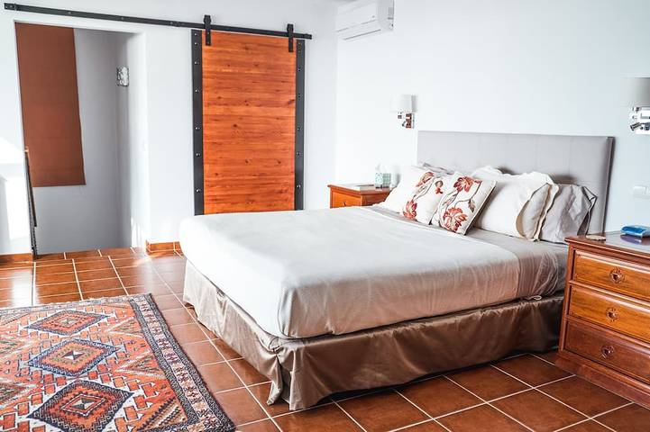 Finca für 10 Personen, mit Balkon und Garten in San Roque - 4