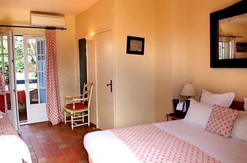 Hôtel pour 2 personnes, avec balcon dans Porquerolles - 3