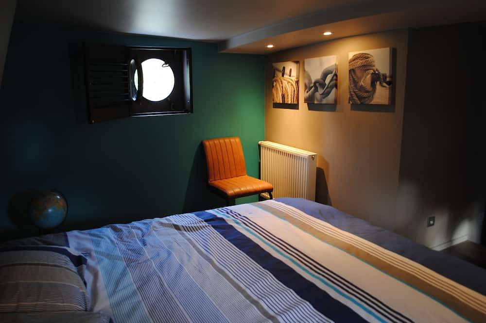 Houseboat near city center  in Gent, Ostflandern