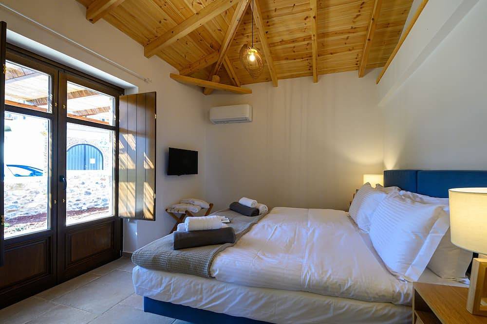 Romantic new luxury villa  in Kardamyli Messinias in Kardamyli, Messenien