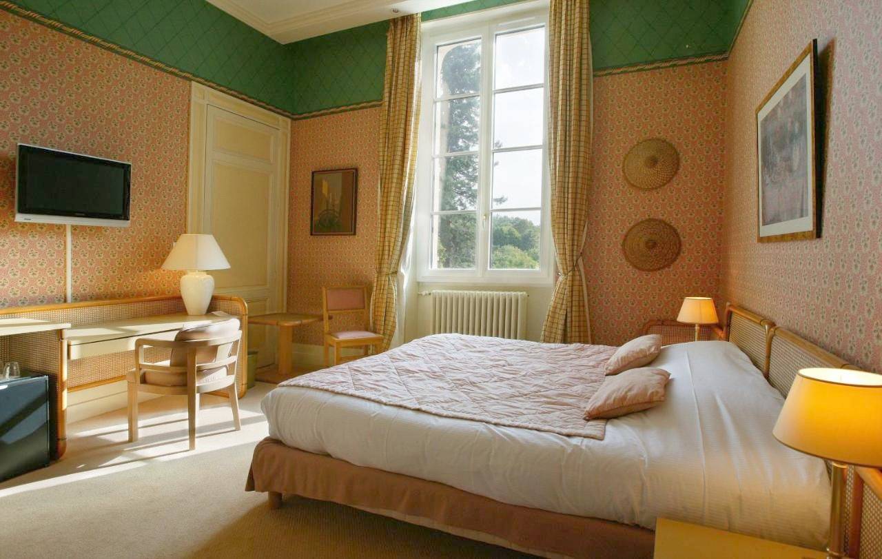 Standard Double Suite in Le Buisson-de-Cadouin, Périgord Pourpre