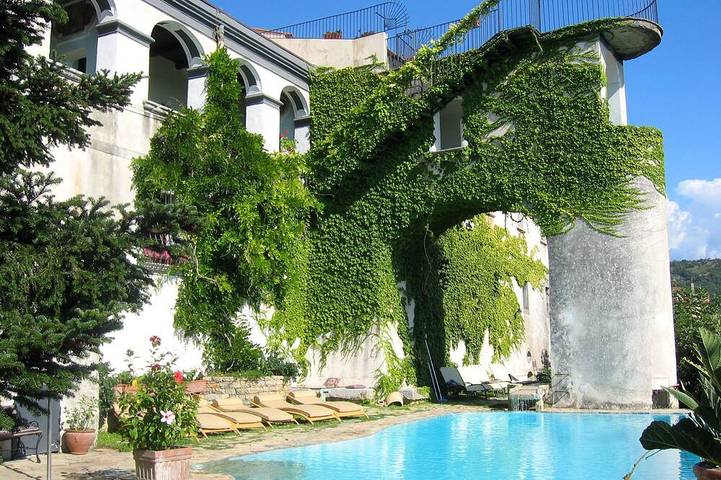 Der Charme der Vergangenheit und der Charme der Geschichte in der Ruhe des Cilento in Giungano, Cilento