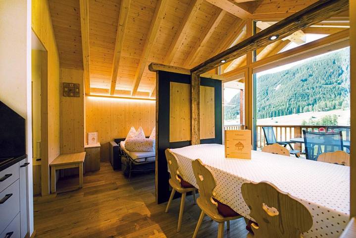Ferienwohnung für 4 Personen, mit Ausblick und Garten sowie Sauna im Drei Zinnen - 3