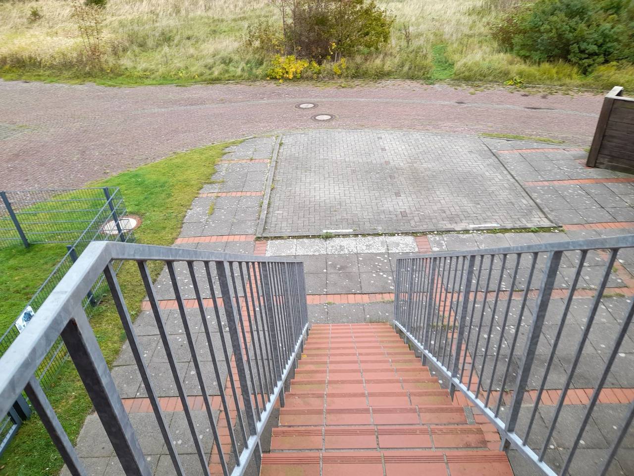 Ganze Wohnung, Moderne Ferienwohnung mit Balkon in Strandnähe in Friedrichskoog-Spitze, Friedrichskoog