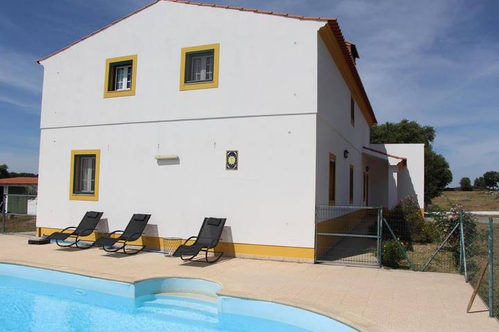 Villa para 14 pessoas, com Terraço e Jardim e ainda Piscina and Vista em Nisa