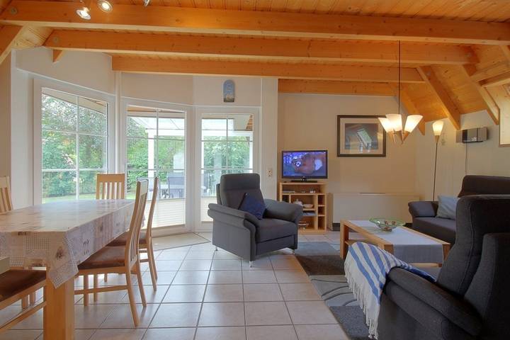 Ferienhaus für 6 Personen, mit Garten in Dorum