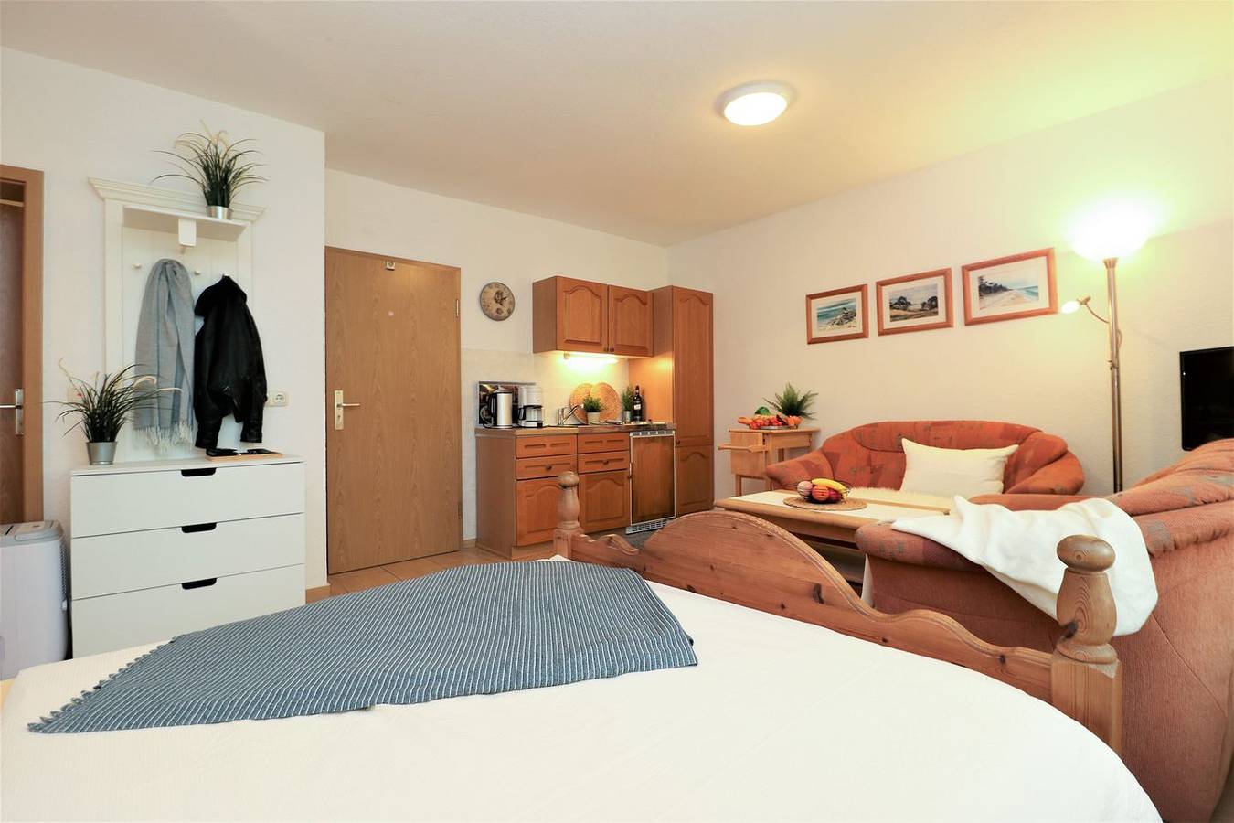 Ganze Wohnung, Doppelzimmer mit Miniküche zwischen Bodden und Meer in Niehagen, Ahrenshoop