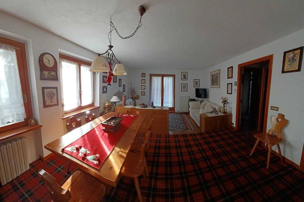 Appartamento intero, Maison Cime Bianche a pochi passi dal centro e dagli impianti sciistici in Breuil-Cervinia (Italia), Valtournenche