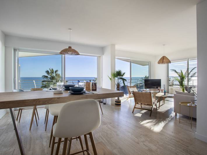 Location de vacances pour 4 personnes, avec Balcon et Terrasse à Cagnes-sur-Mer