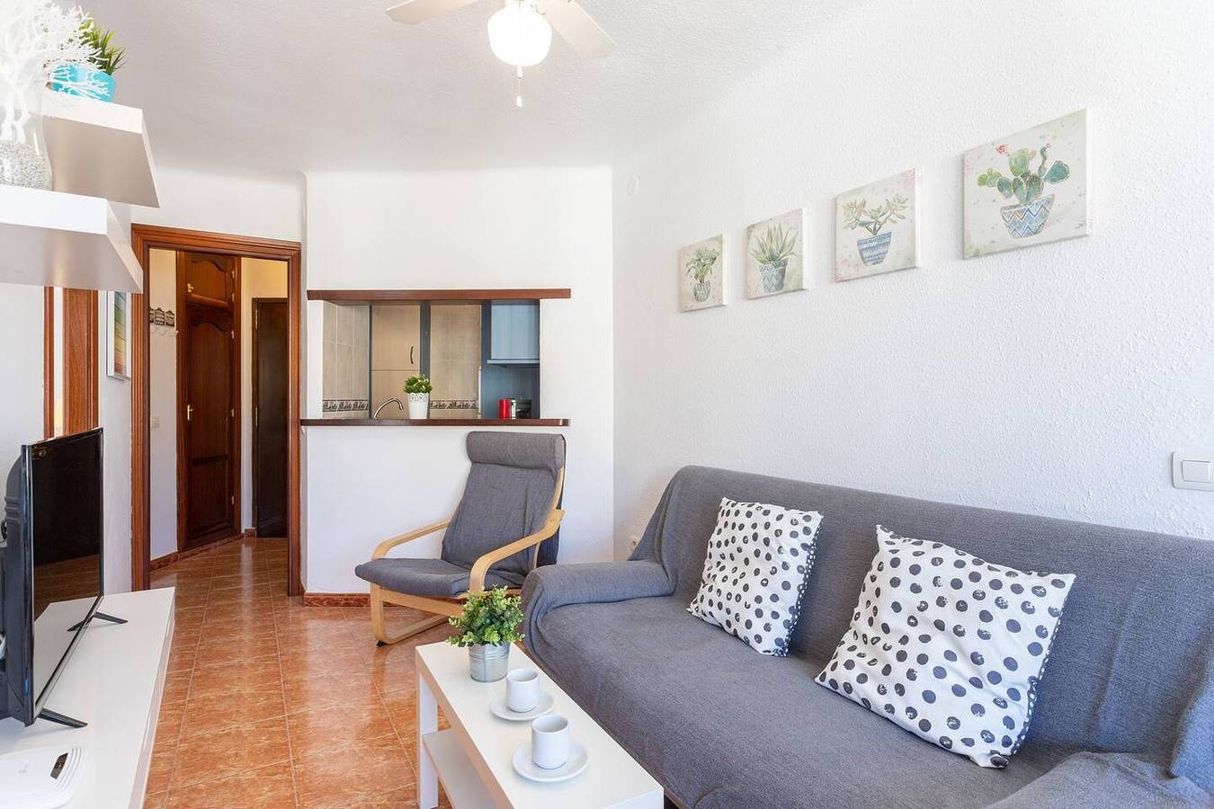 Ganze Wohnung, Ferienwohnung für 4 Personen mit Pool in Torrox Costa, Torrox