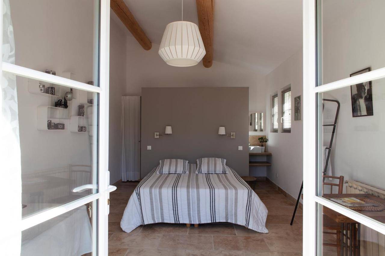 Triple Room in La Motte-d'Aigues, Parc naturel régional du Luberon