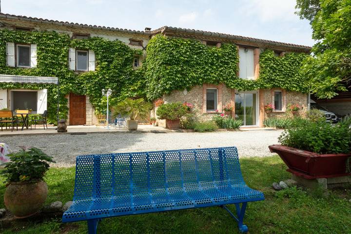 Gîte pour 6 personnes, avec jardin