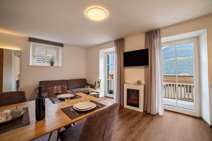 Ganze Wohnung, Ferienwohnung "Engel Stodl" mit Bergblick, A/C, Wlan, Balkon, Sauna & Terrasse in Partschins, Texelgruppe
