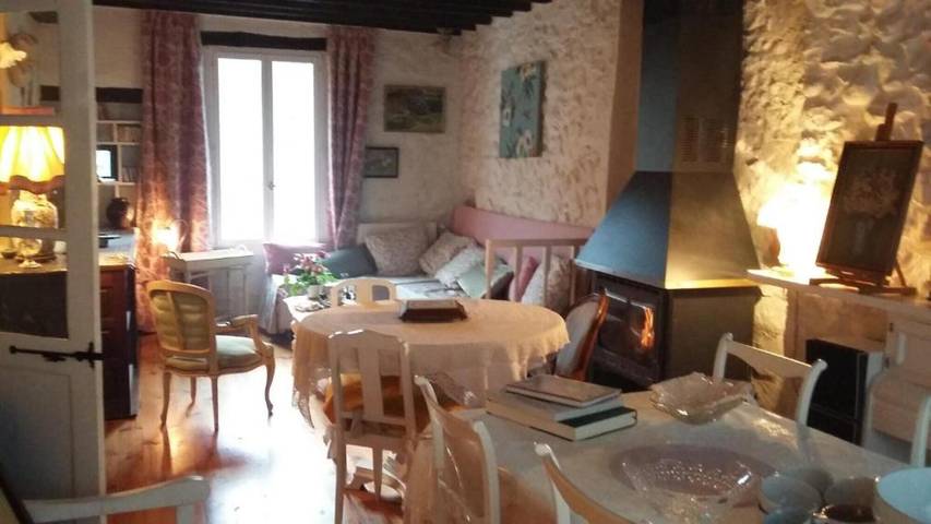 Chambre d'hôtes 'Chambre Colombe' avec terrasse partagée, jardin partagé et Wi-Fi in Belvianes-et-Cavirac, Parc naturel régional Corbières-Fenouillèdes