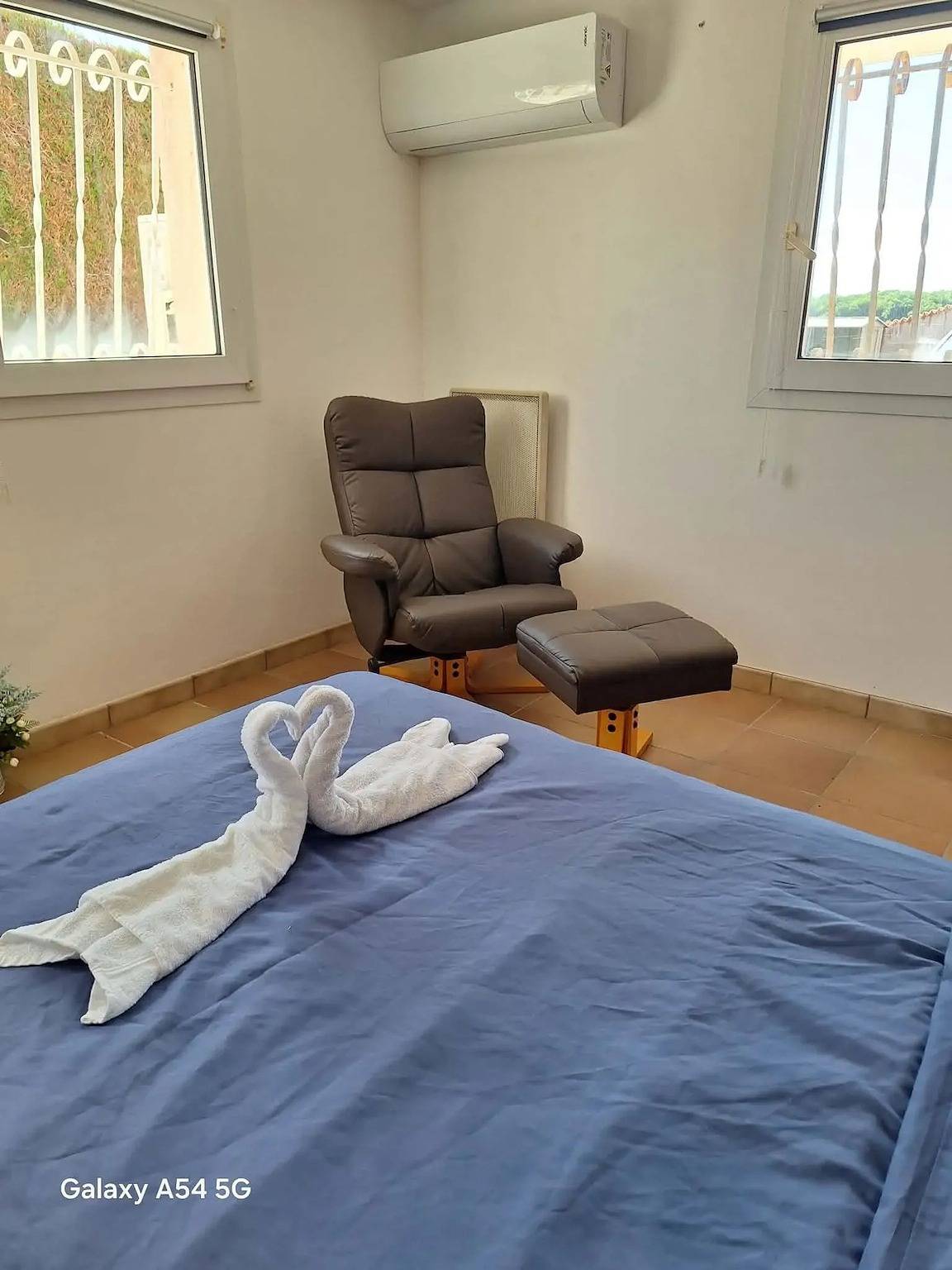 Studio entier, Studio confortable à Breuillet 40 m², terrasse in Breuillet, Côte de Beauté