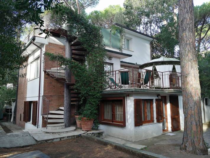 Ferienwohnung für 10 Personen, mit Terrasse und Garten in Castagneto Carducci