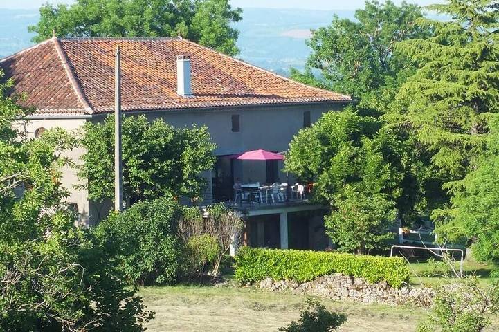 Location de vacances pour 6 personnes, avec jardin dans Saint-Félix (Lot)