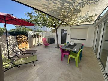 Cottage pour 6 personnes, avec terrasse et jardin à Torreilles