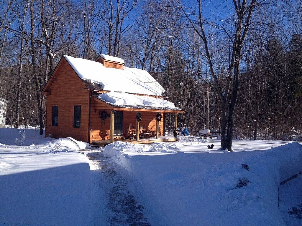 Minuten zu Vsf,
Erinnerungen schaffen Log Cabin So Vt Tolles Wandern und Schwimmen. in Rutland County