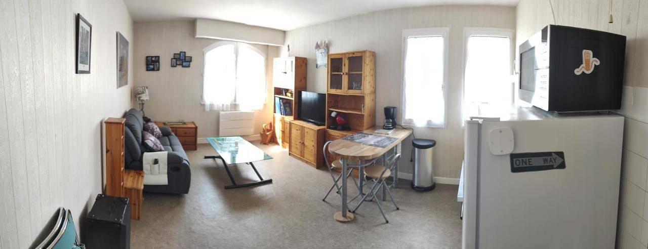 Appartement entier, One-Bedroom Apartment in Pont-l'Abbé, Région de Quimper