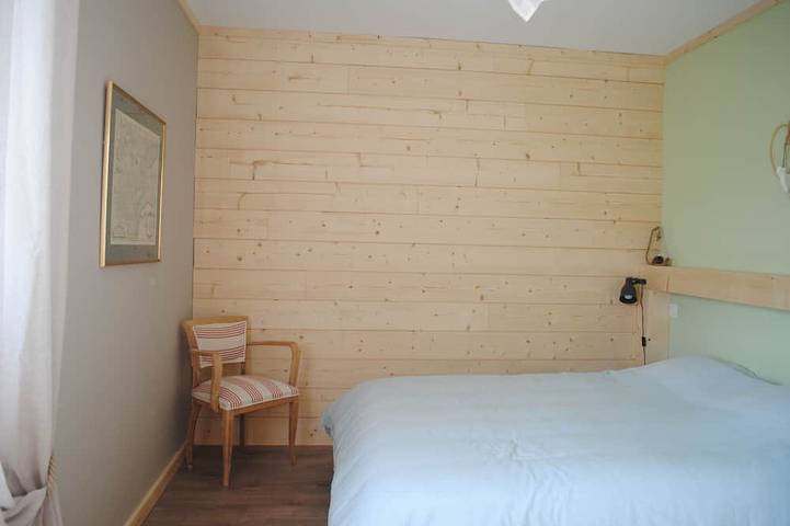 Location de vacances pour 10 personnes, avec balcon et jardin à Les Hôpitaux-Neufs - 3