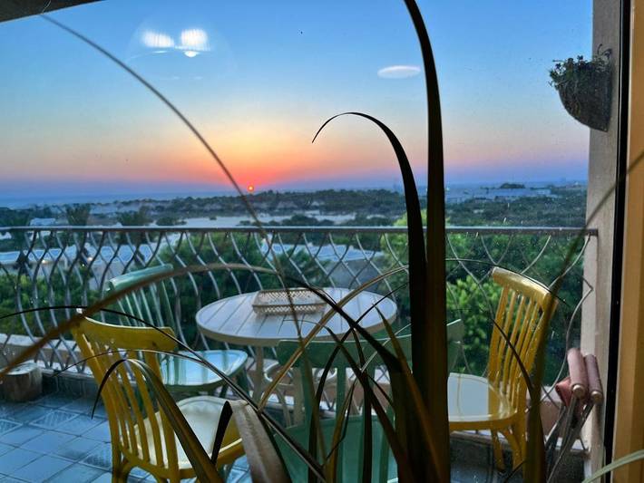 Appartement de vacances pour 5 personnes, avec jardin et sauna ainsi que vue et piscine